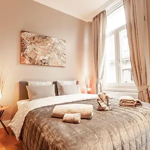 Appartamento Luxury Palace By Rikas, Anversa